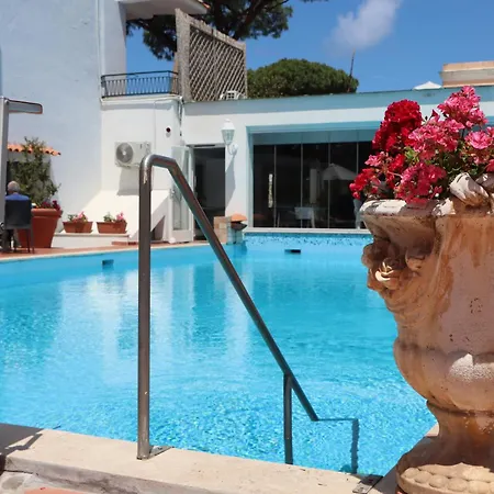 Lord Byron Hotel 4*